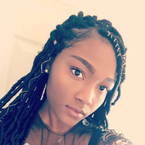 Meet your Posher, Lashai